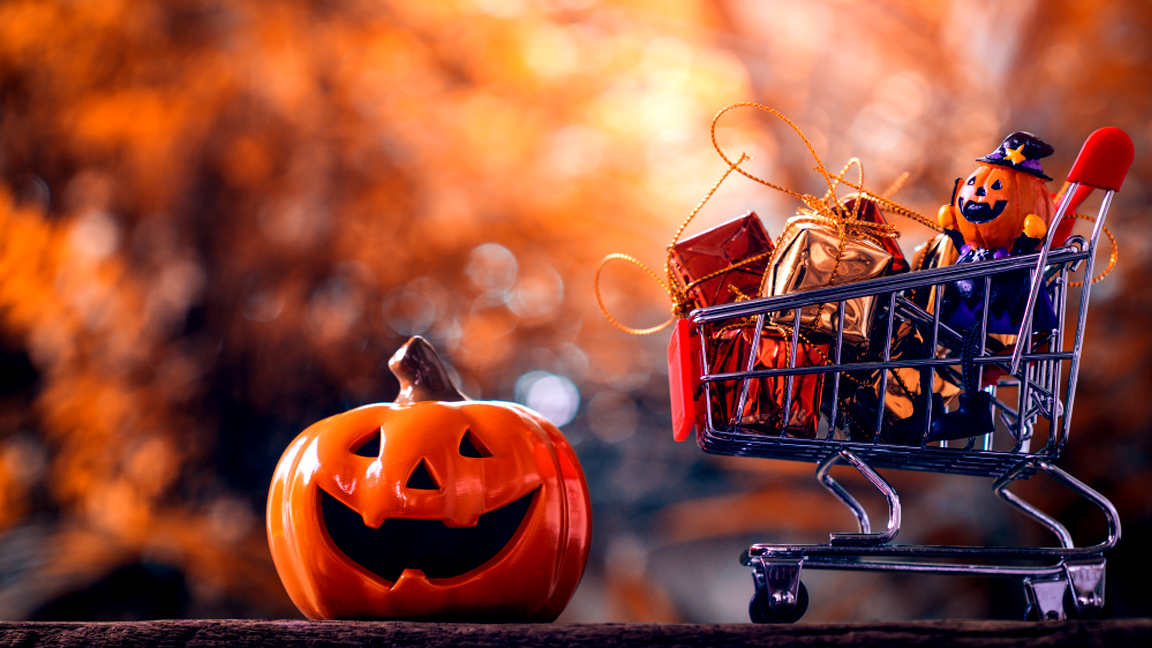 10 Ways to Save on Halloween This Year