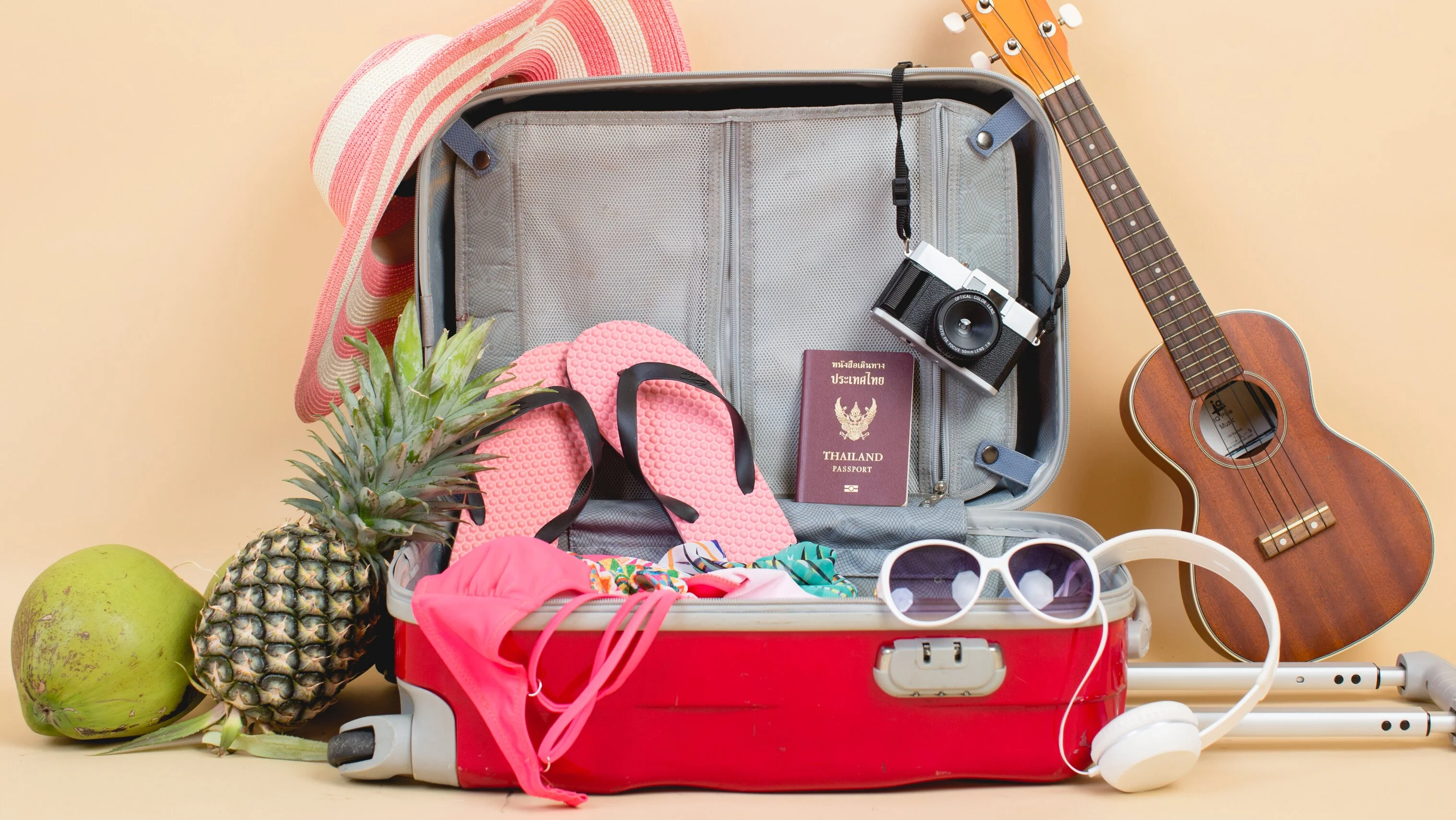 20 Best Gifts For Travelers For The Year 2023 Fantastic Gifts For People Who Love To Travel