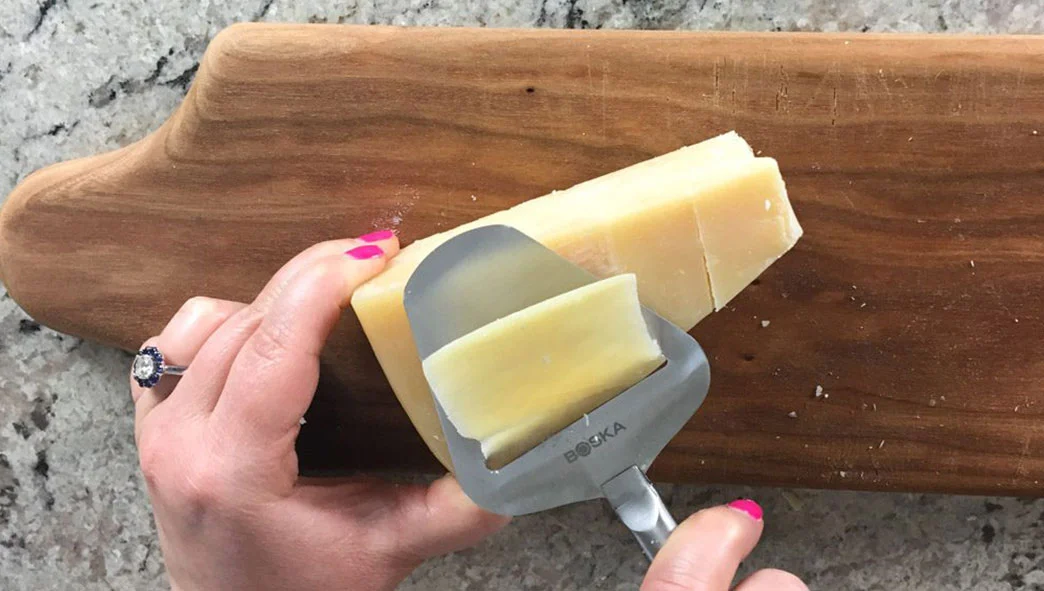 Poualss Ergonomic Easy Clean Cheese Slicer    
