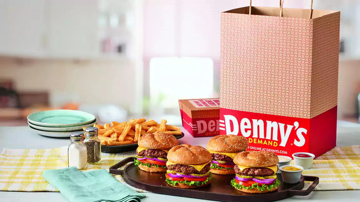 Fast Food Restaurants Open On Labor Day Top Places To Eat On Labor Day